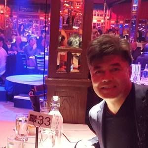 Meet your Posher, Lawrence